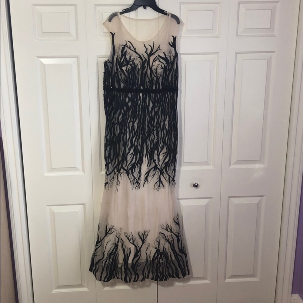 Prom/wedding dress